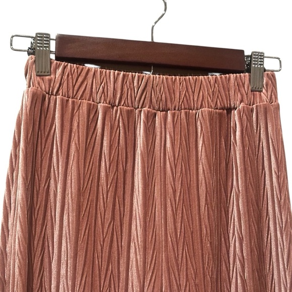 Michael Costello x REVOLVE Rosana Pants Mauve Flare Women’s Size Small New - Picture 3 of 9